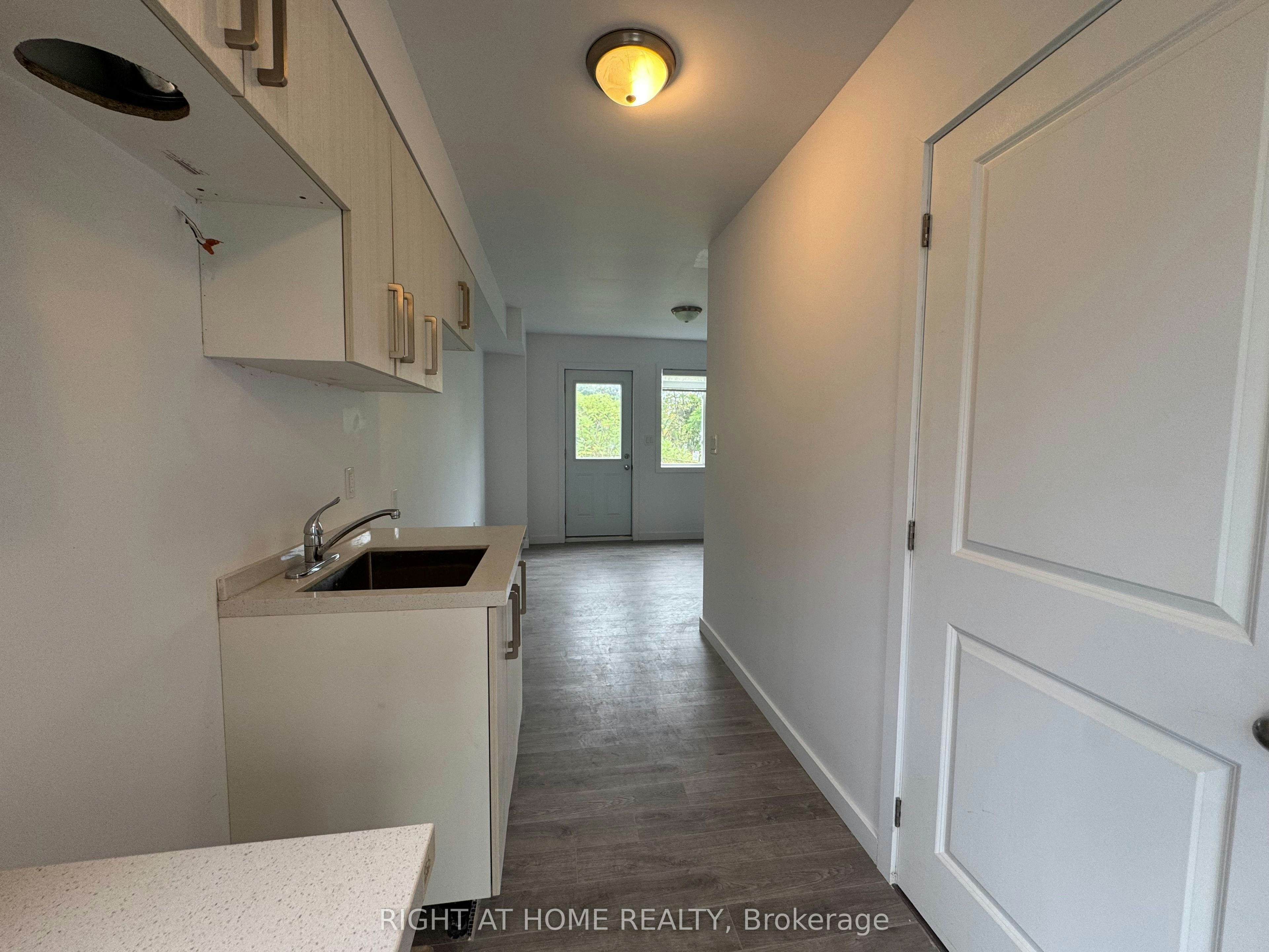 (LOWER)-99 Highriver Trail, Welland, ON, L3C 0H6 - 3