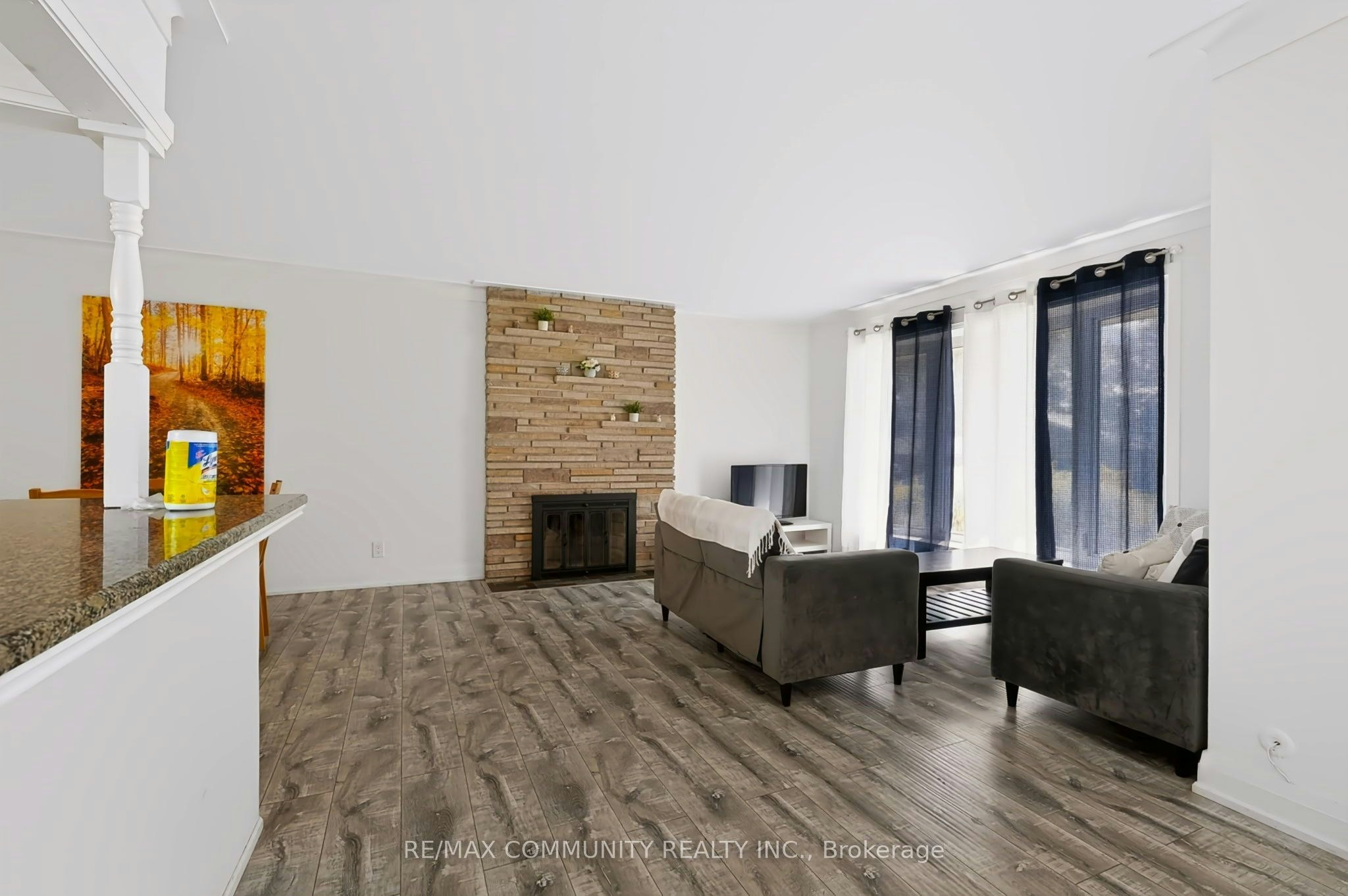 123 Rollins Drive, Belleville, ON, K8N 4J7 - 4