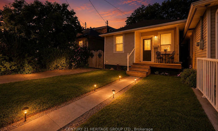 41 Biggar Avenue