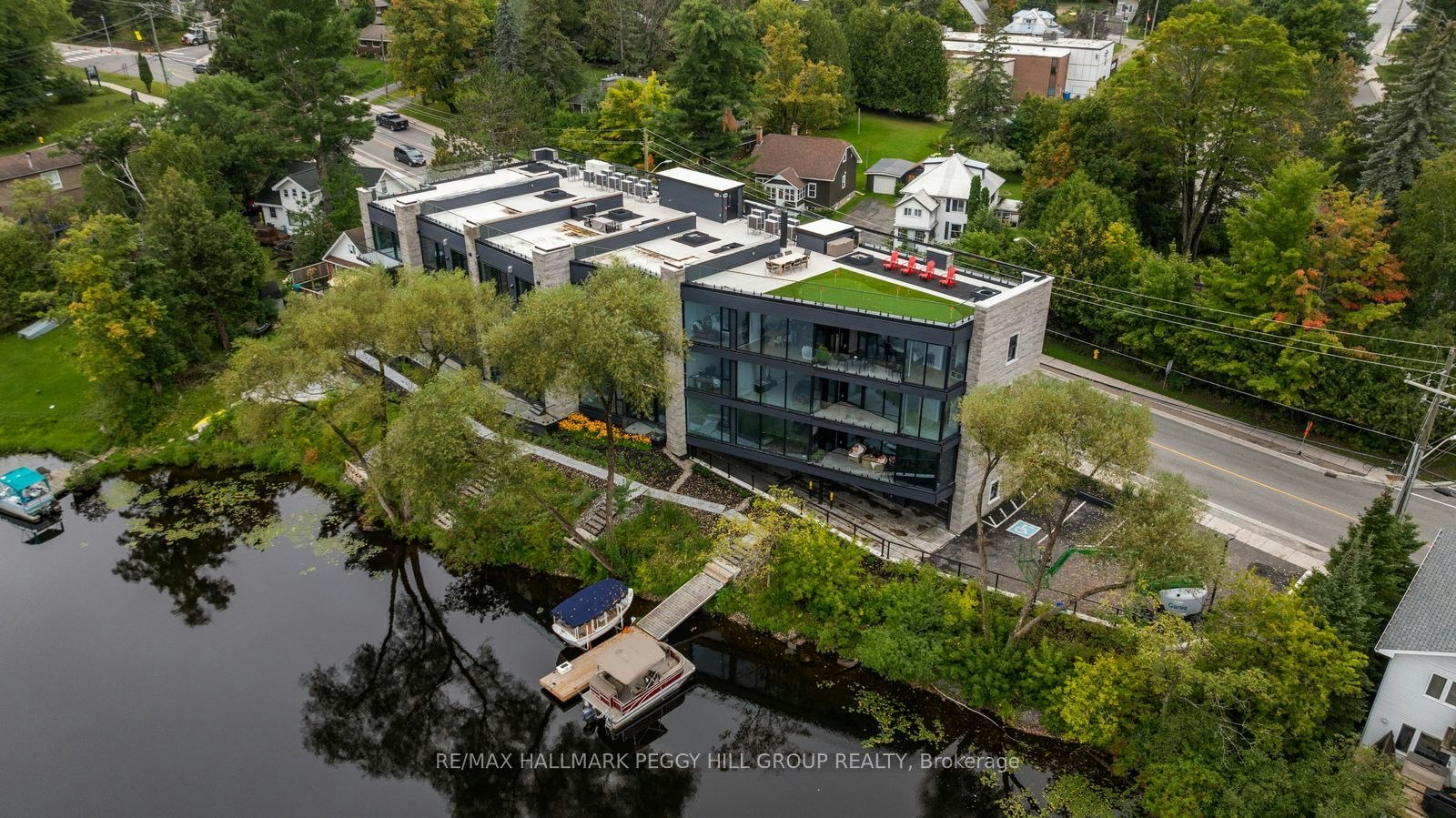 305-32 Brunel Road, Huntsville, ON, P1H 1P5