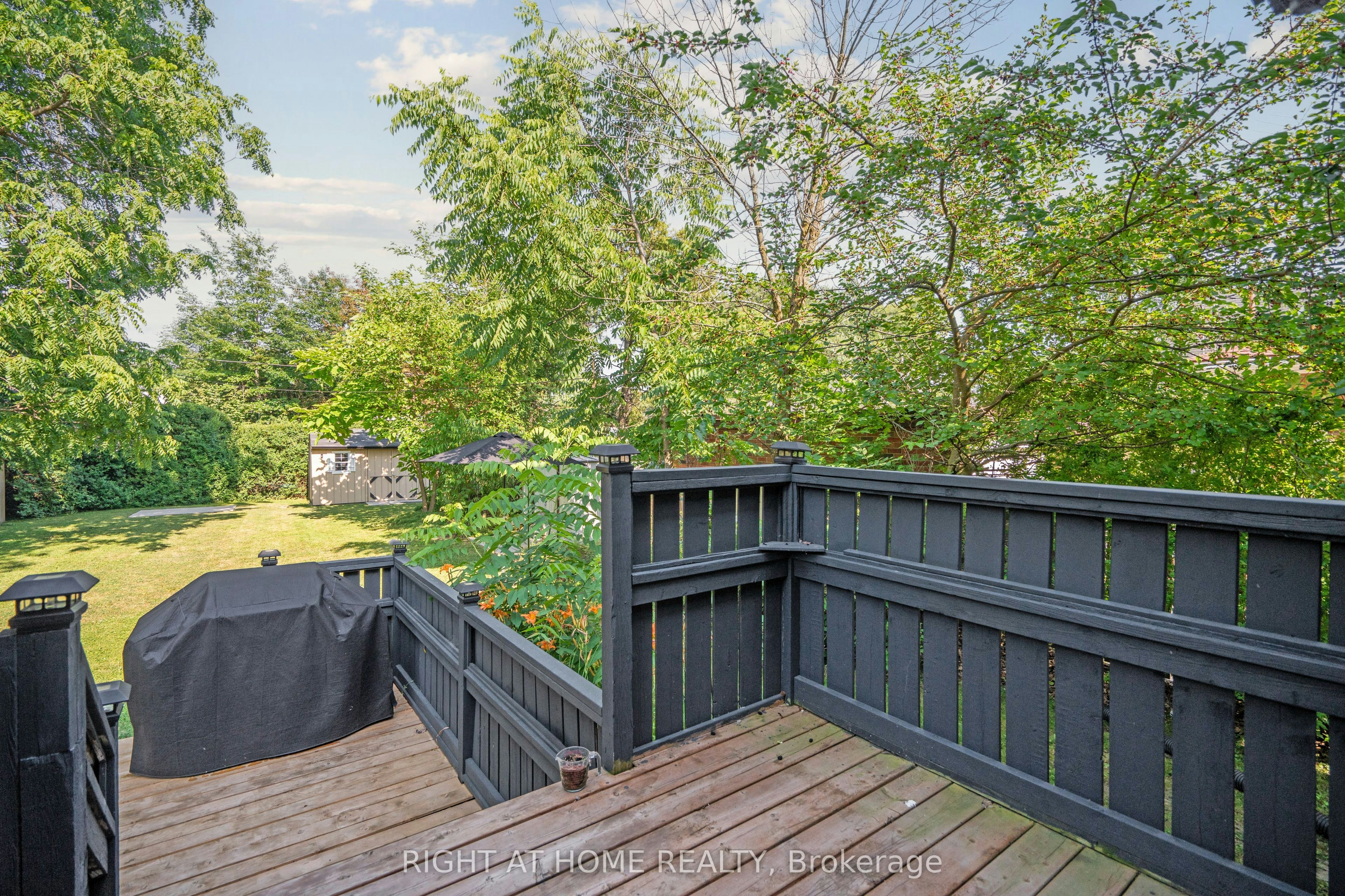 105 Glenridge Avenue, St. Catharines, ON, L2R 4X5 - 47