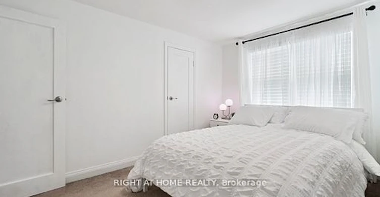 105 Glenridge Avenue, St. Catharines, ON, L2R 4X5 - 22