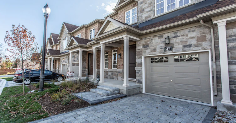 42 Windsor Circle, Niagara-on-the-Lake, ON, L0S 1J0 - 2