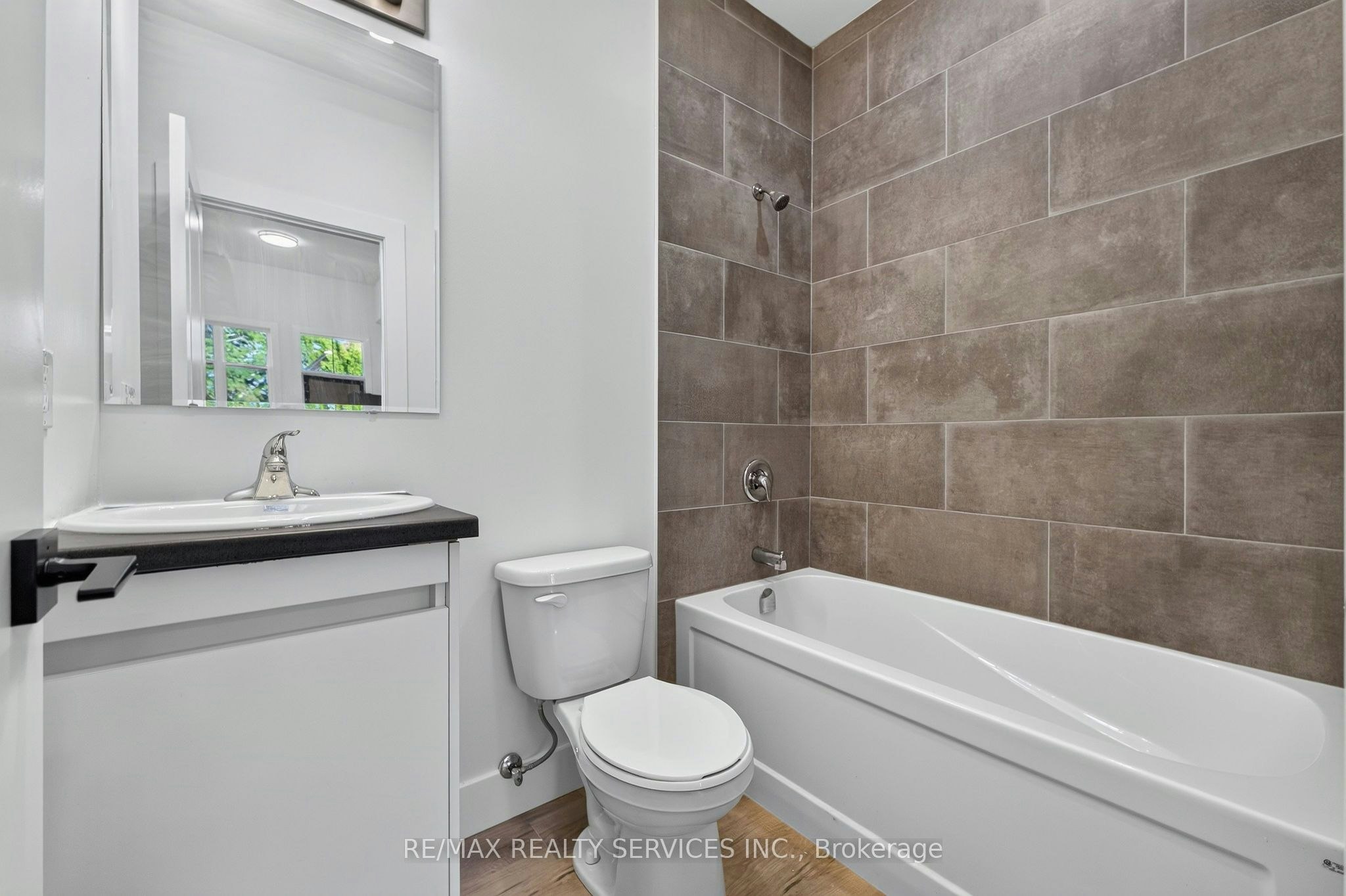 1-260 King Street, Welland, ON, L3B 3J8 - 11