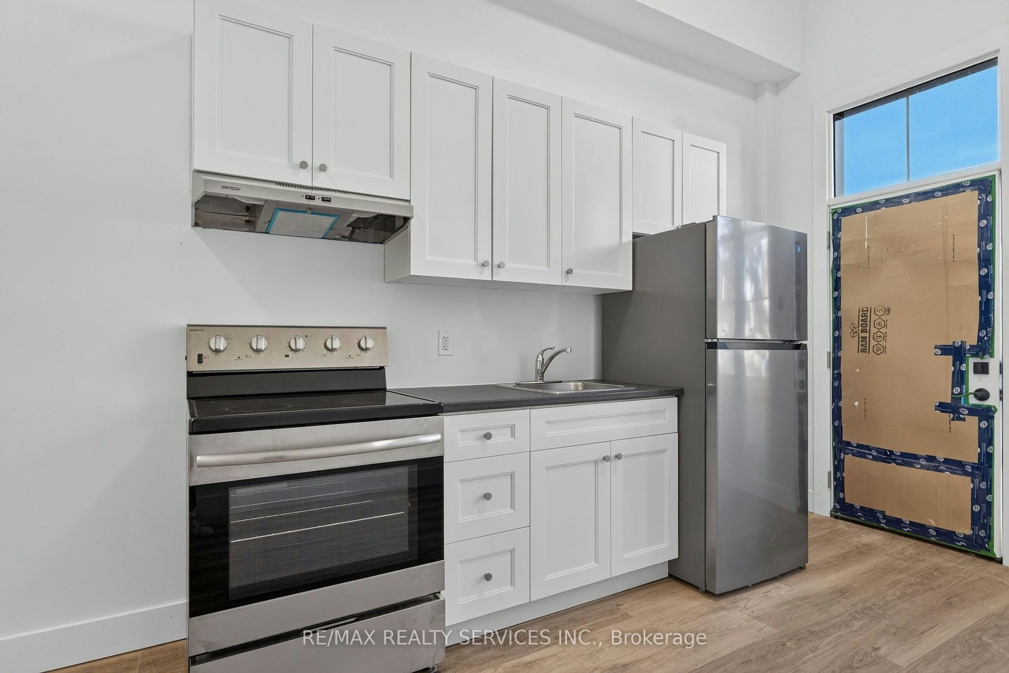 1-260 King Street, Welland, ON, L3B 3J8 - 7