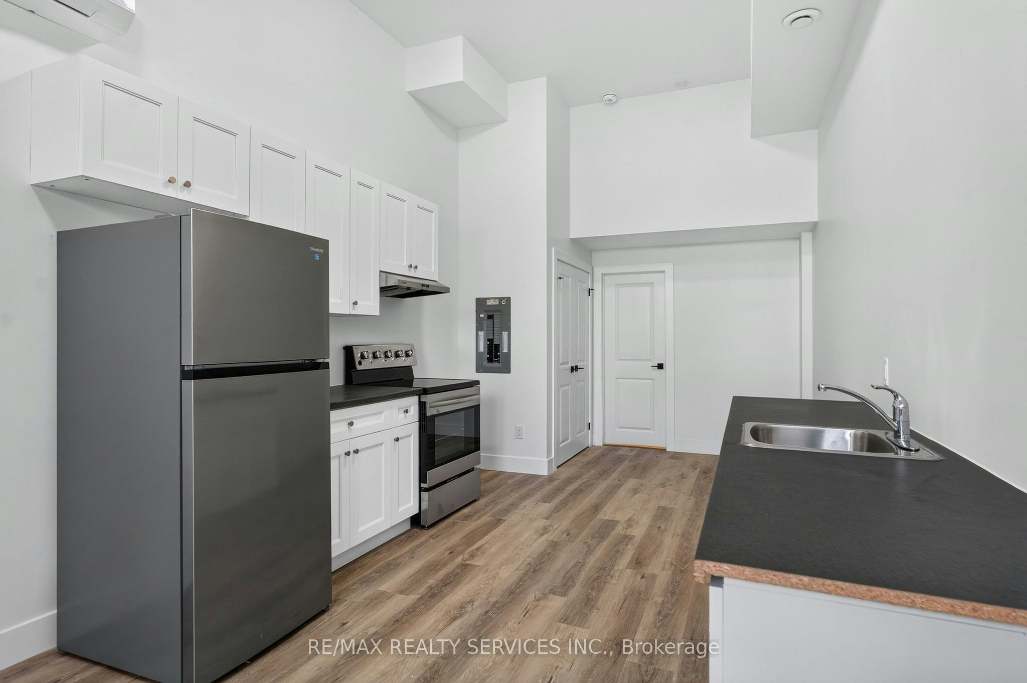 3-260 King Street, Welland, ON, L3B 3J8 - 5
