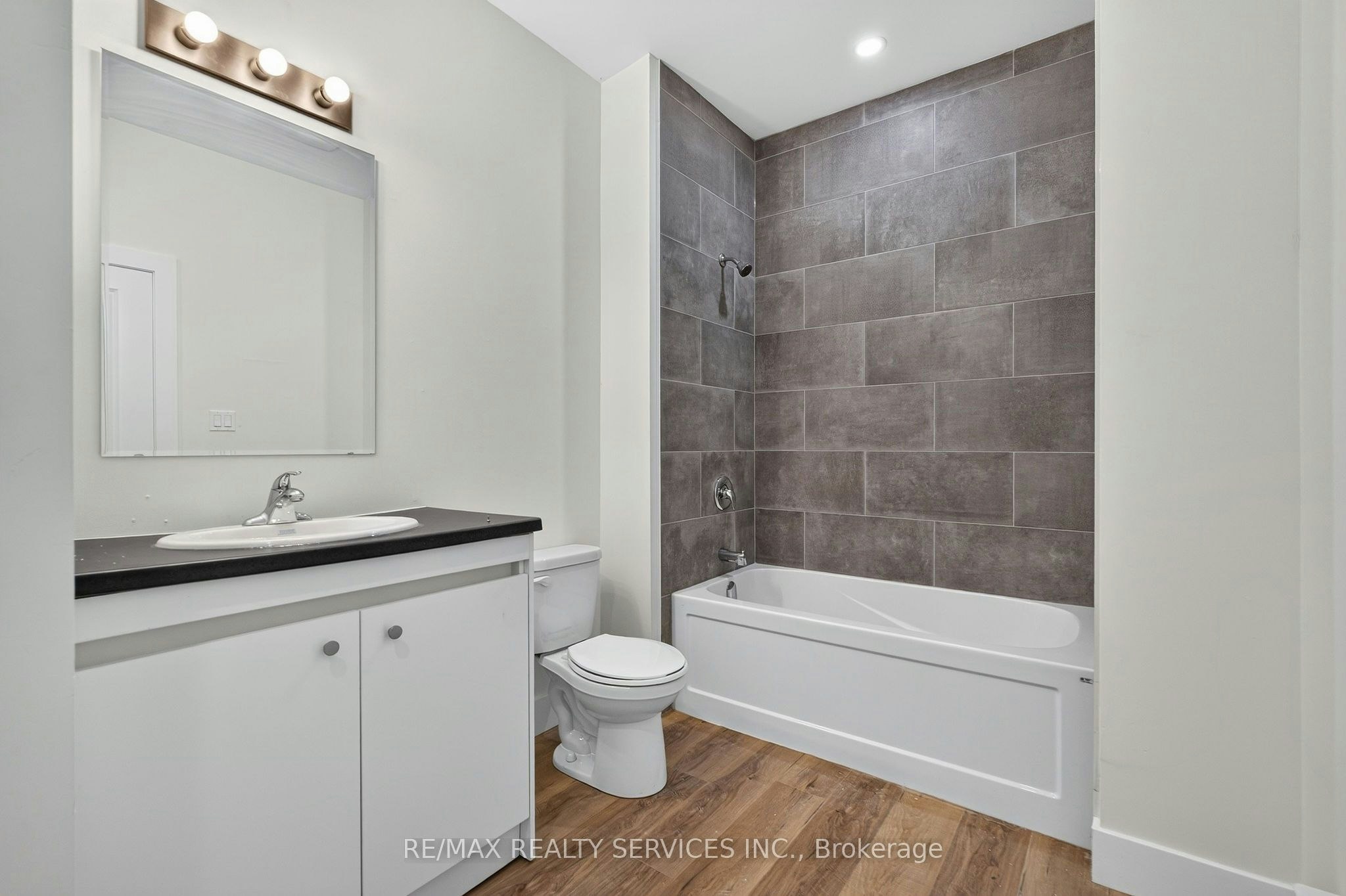 3-260 King Street, Welland, ON, L3B 3J8 - 11