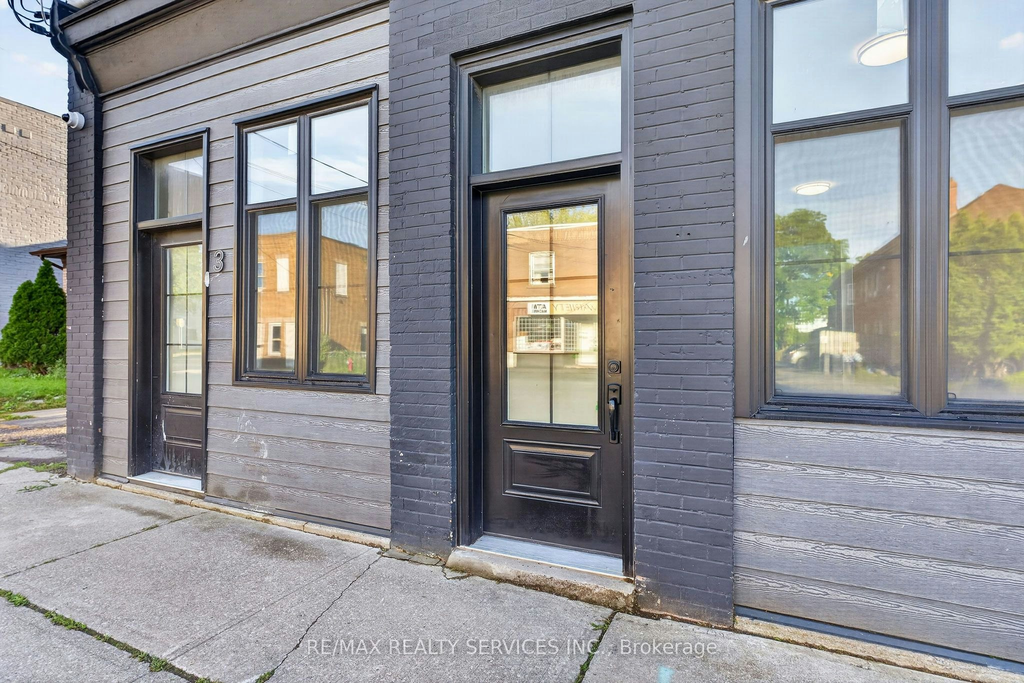5-260 King Street, Welland, ON, L3B 3J8 - 2
