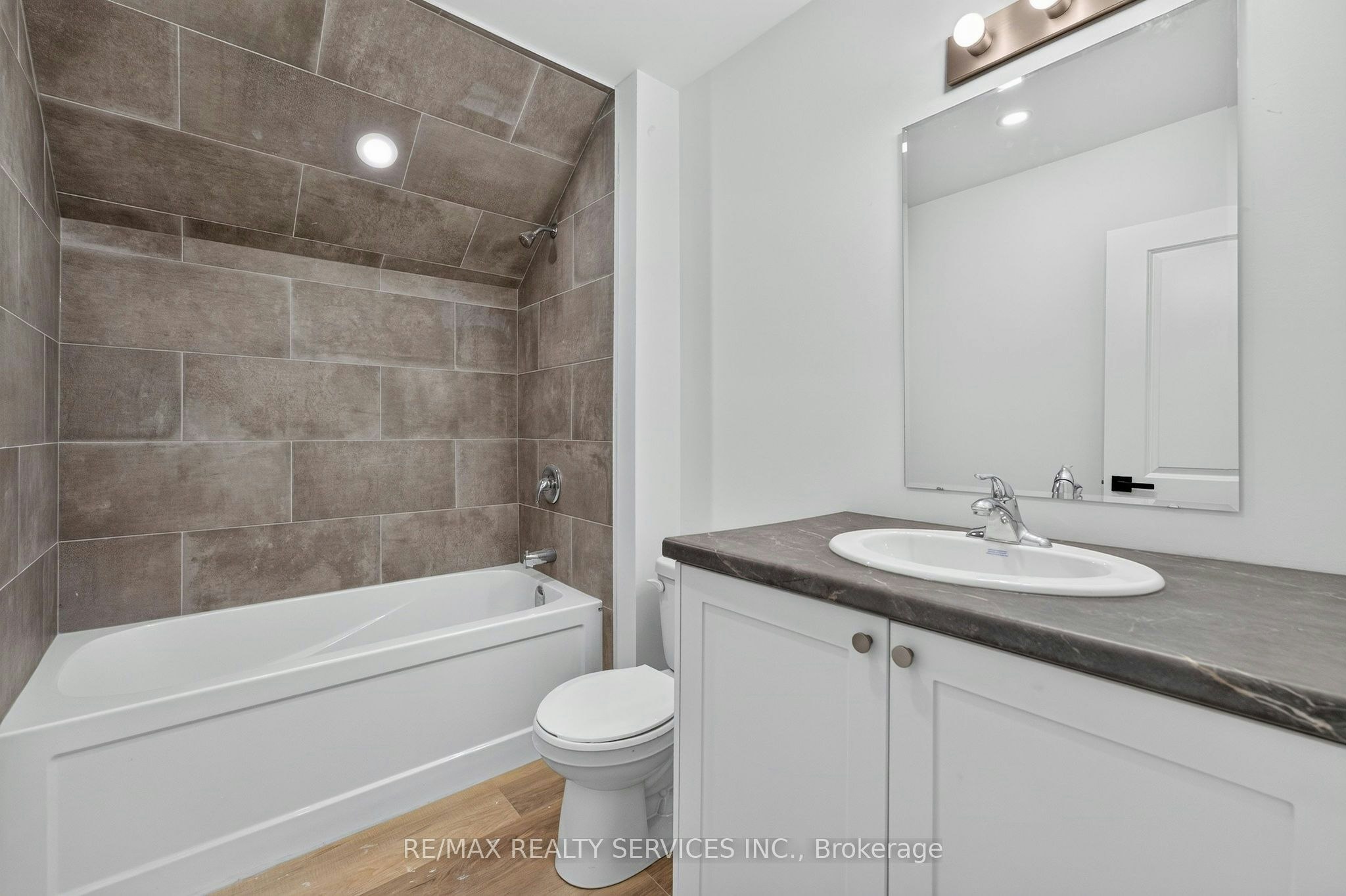 7-260 King Street, Welland, ON, L3B 3J8 - 11