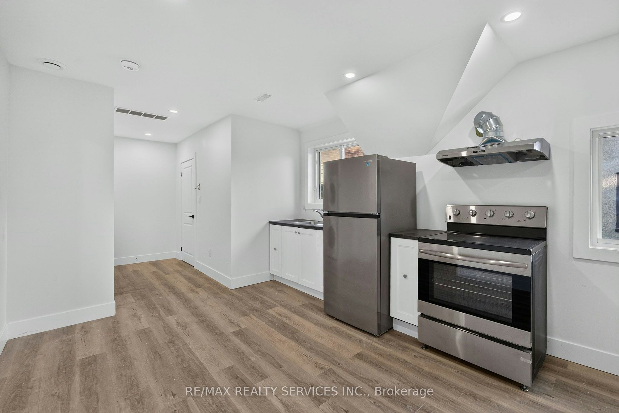 7-260 King Street, Welland, ON, L3B 3J8 - 4