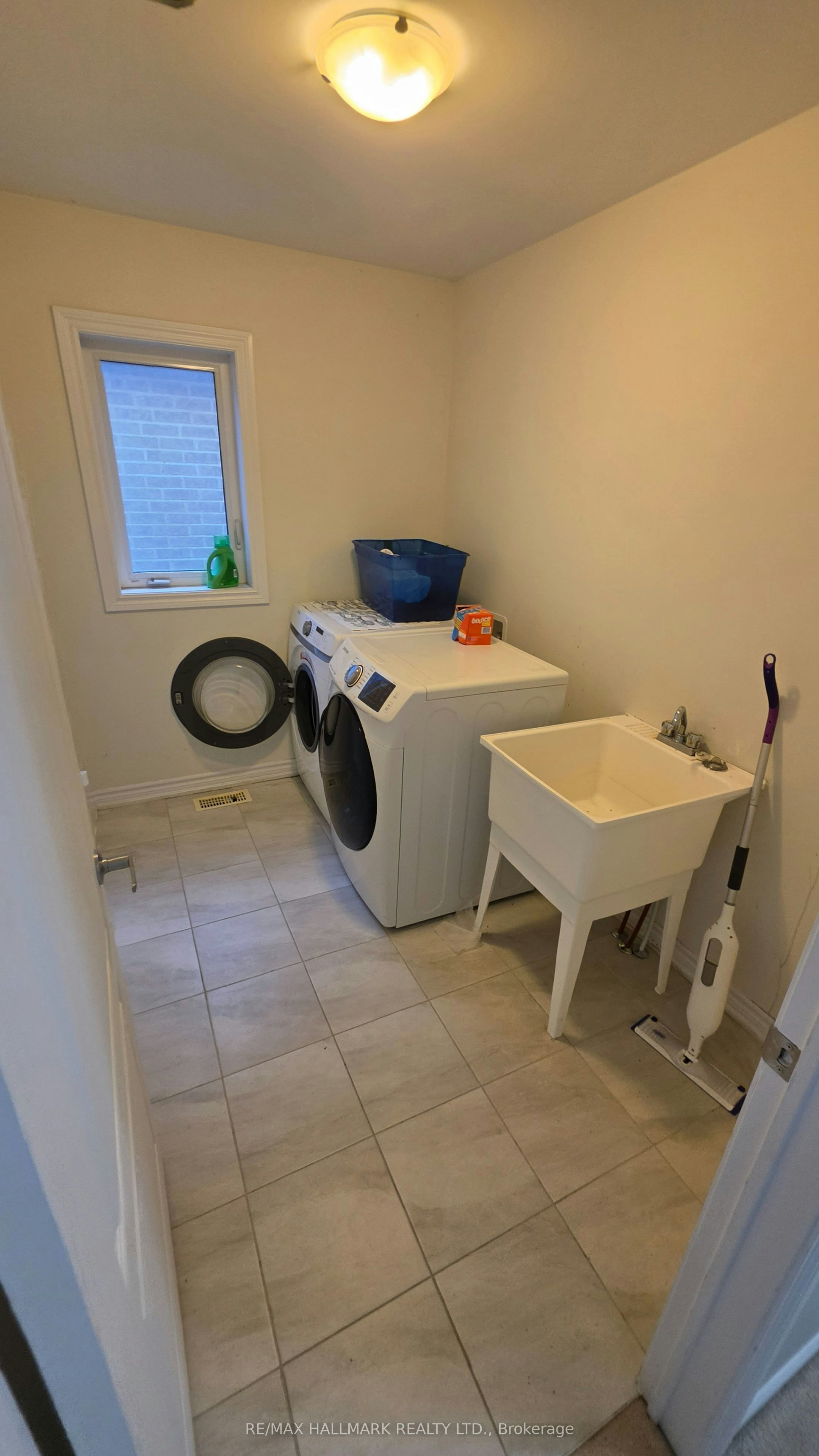 109 Chessington Avenue, East Gwillimbury, ON, L0G 1R0 - 27
