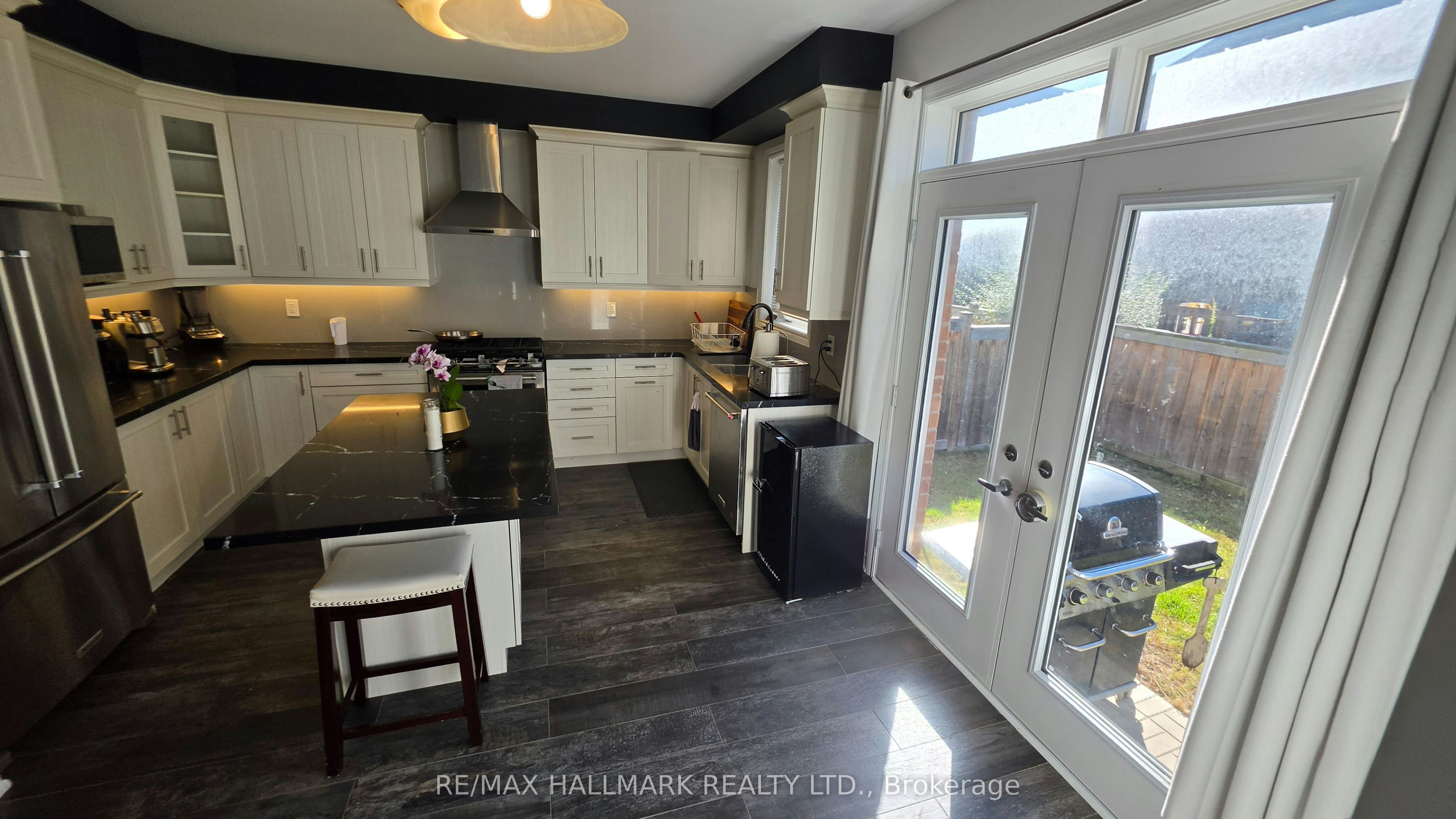 109 Chessington Avenue, East Gwillimbury, ON, L0G 1R0 - 30
