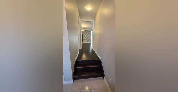 109 Chessington Avenue, East Gwillimbury, ON, L0G 1R0 - 9