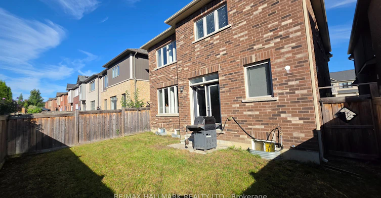 109 Chessington Avenue, East Gwillimbury, ON, L0G 1R0 - 23