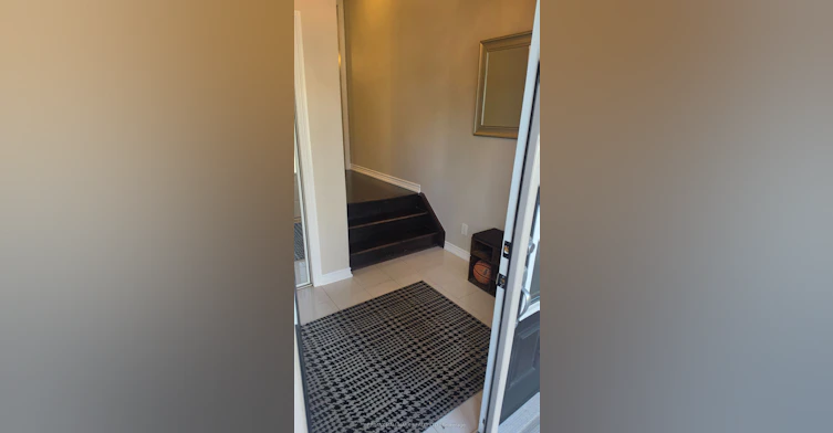 109 Chessington Avenue, East Gwillimbury, ON, L0G 1R0 - 7