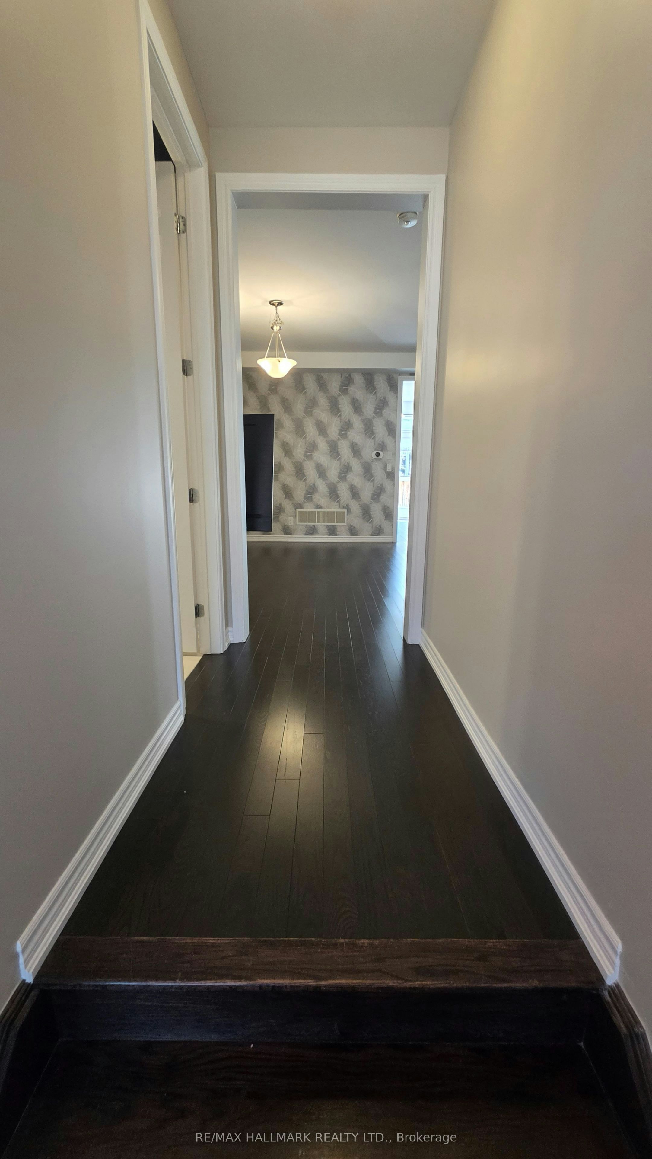 109 Chessington Avenue, East Gwillimbury, ON, L0G 1R0 - 8