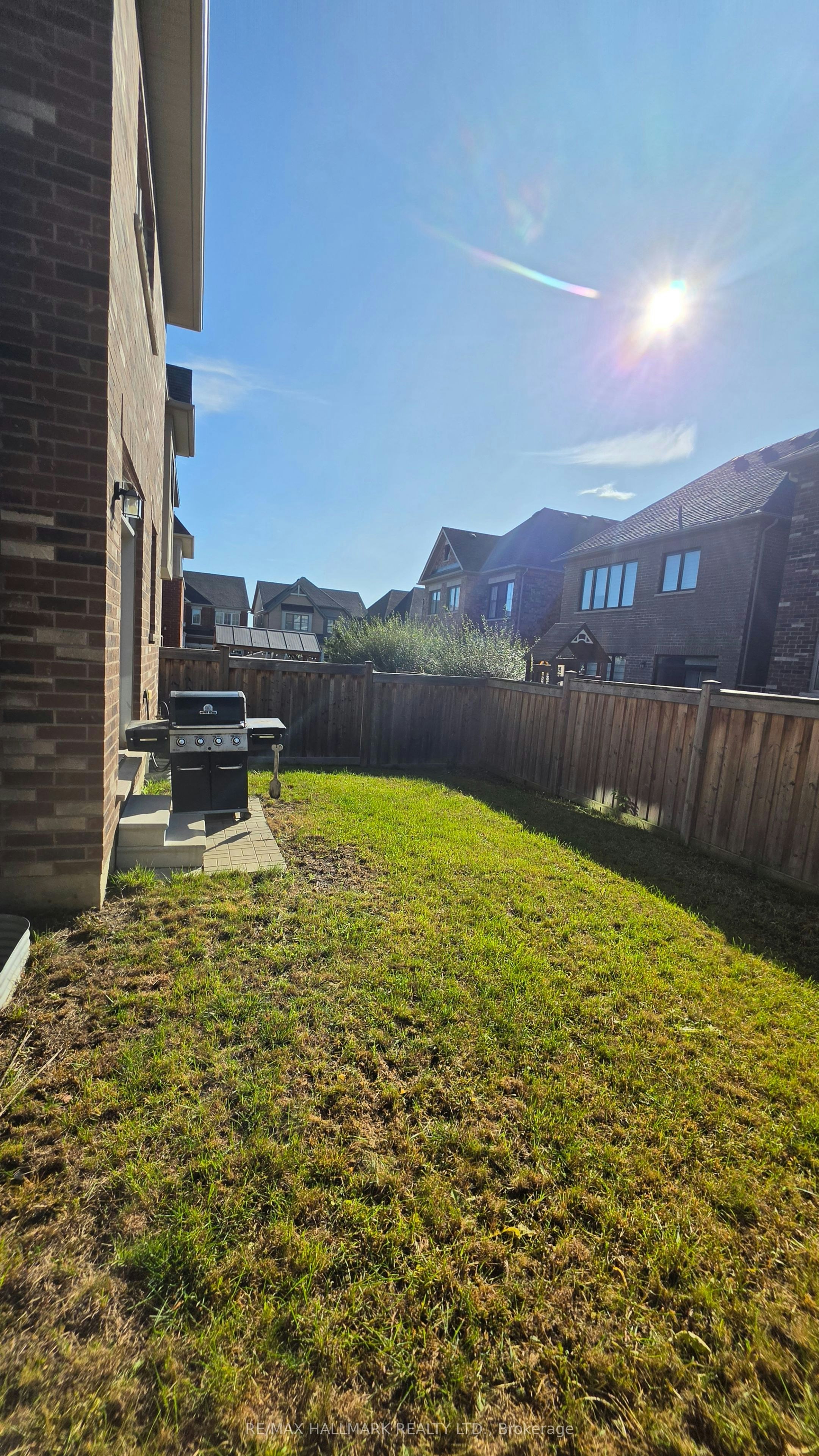 109 Chessington Avenue, East Gwillimbury, ON, L0G 1R0 - 22