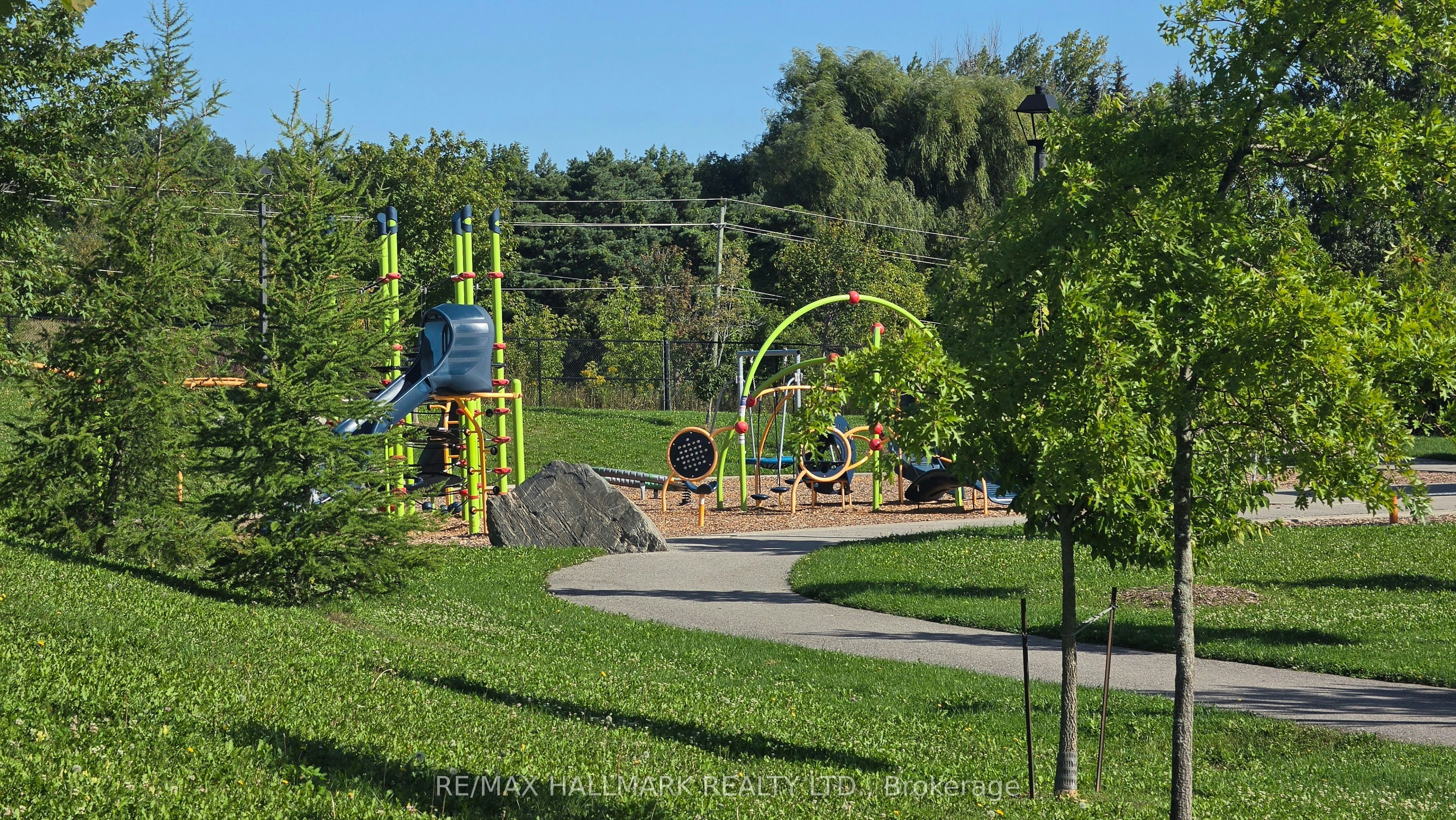 109 Chessington Avenue, East Gwillimbury, ON, L0G 1R0 - 49