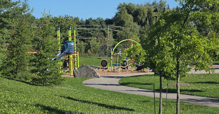 109 Chessington Avenue, East Gwillimbury, ON, L0G 1R0 - 49