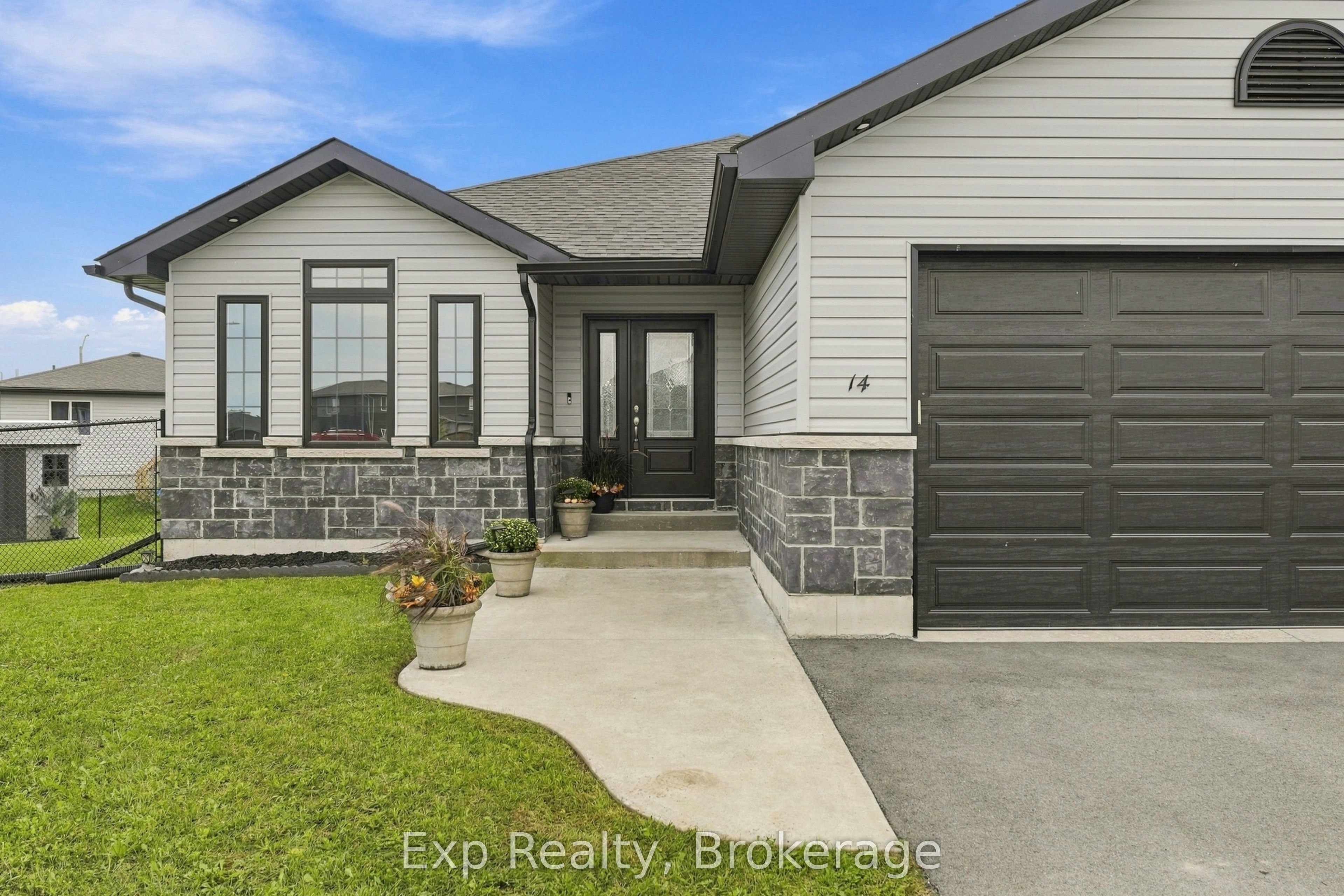 14 Lehtinen Crescent, Belleville, ON, K8P 4G5