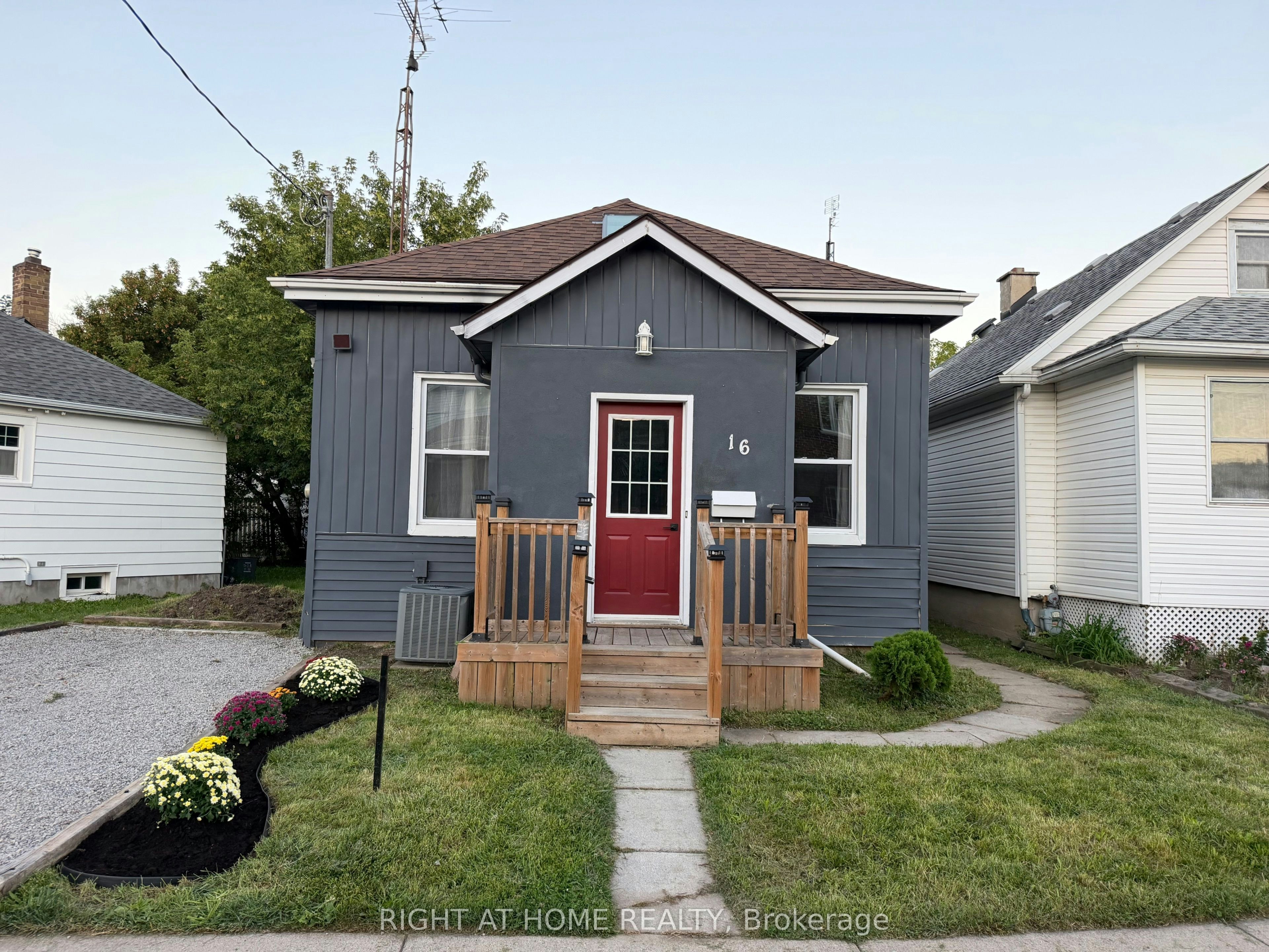 16 East Street E, St. Catharines, ON, L2R 3Y8