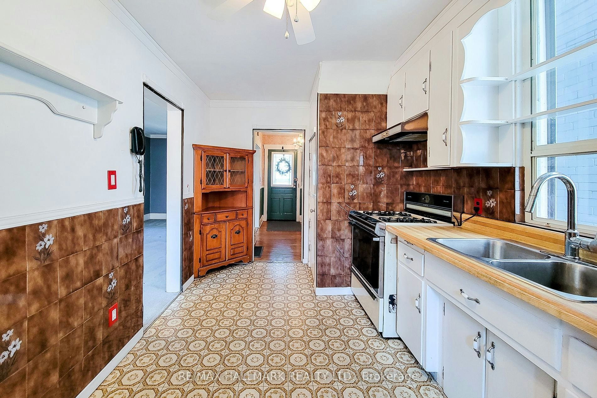 36 Dalkeith Avenue, Hamilton, ON, L8L 3J2 - 24