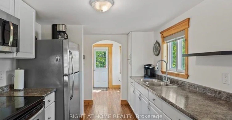 1190 South Morrison Lake Road, Gravenhurst, ON, P0E 1G0 - 8