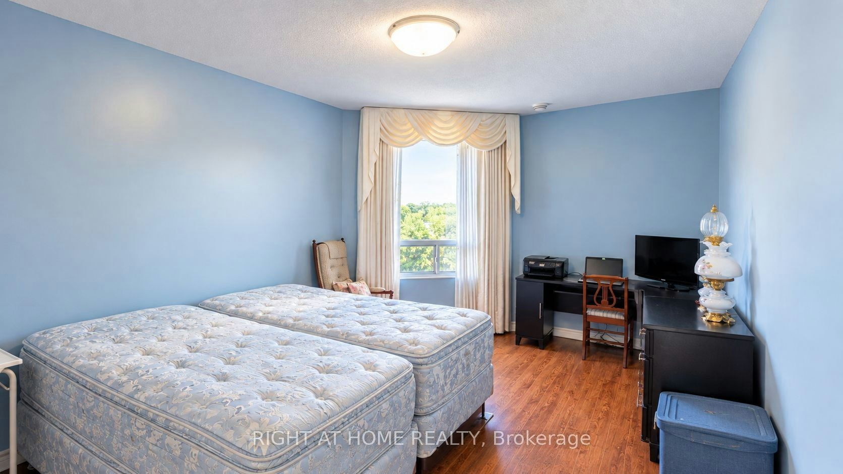 503-60 Wyndham Street S, Guelph, ON, N1E 7H7 - 5