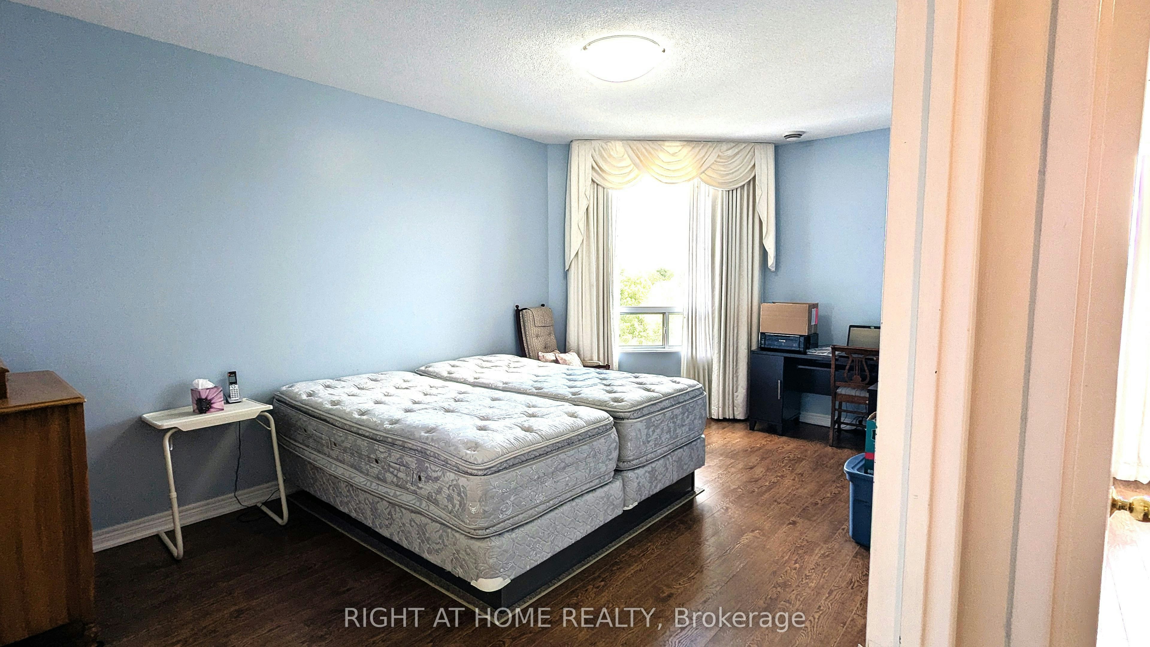 503-60 Wyndham Street S, Guelph, ON, N1E 7H7 - 6