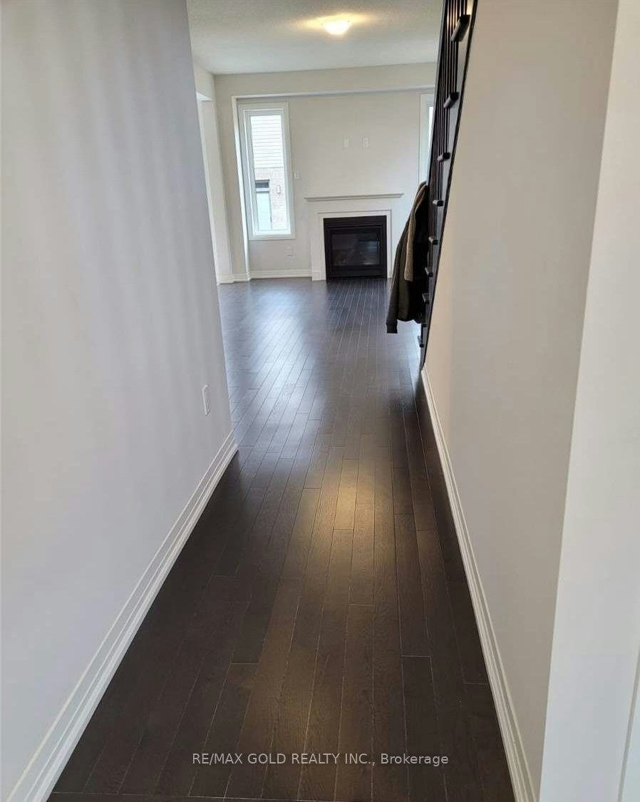 28 Weylie Street, Hamilton, ON, L0R 1W0 - 2