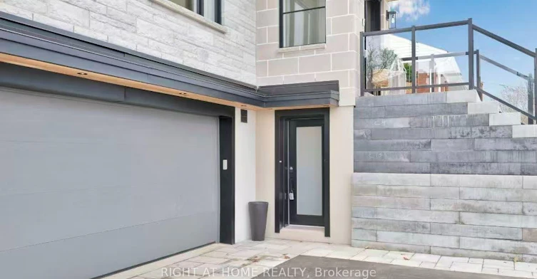 #2-1316 Dochester Ave Avenue, Ottawa, ON, K1Z 8E7 - 3