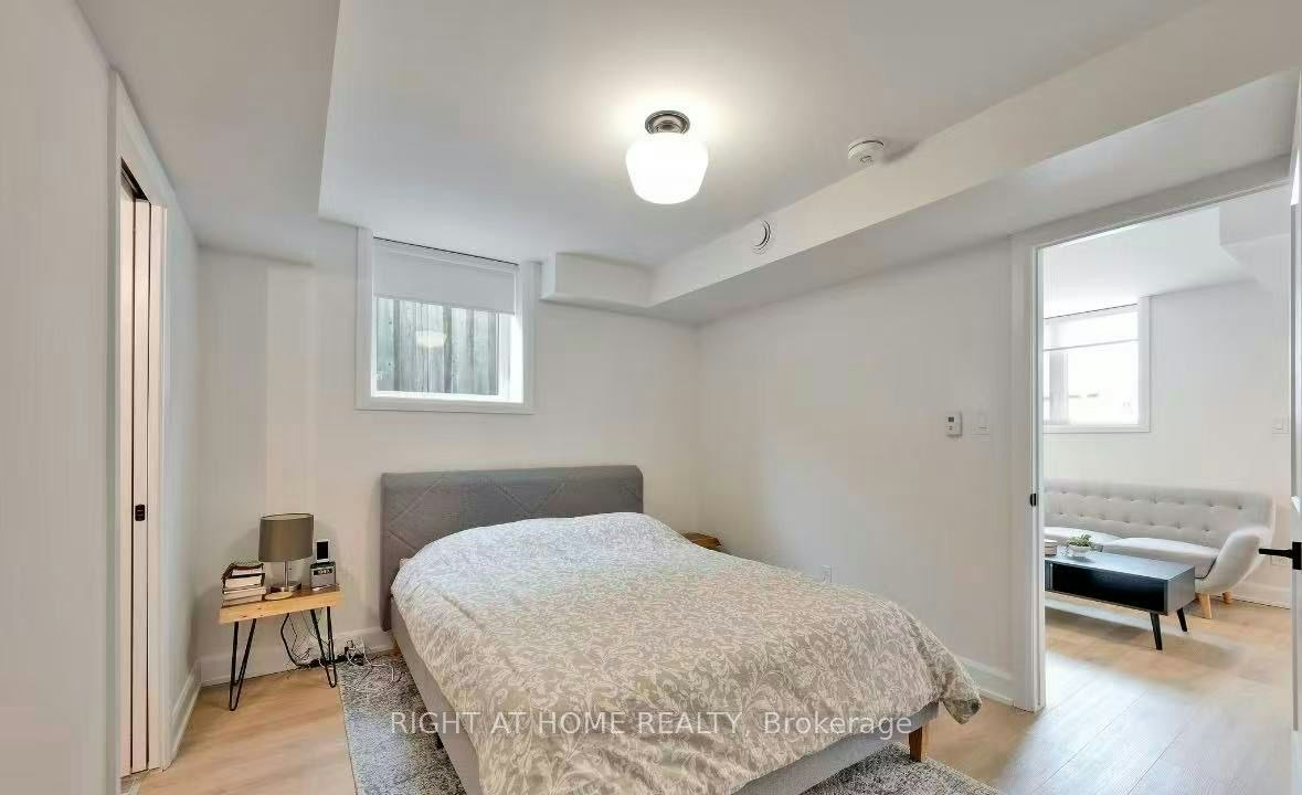 #2-1316 Dochester Ave Avenue, Ottawa, ON, K1Z 8E7 - 7
