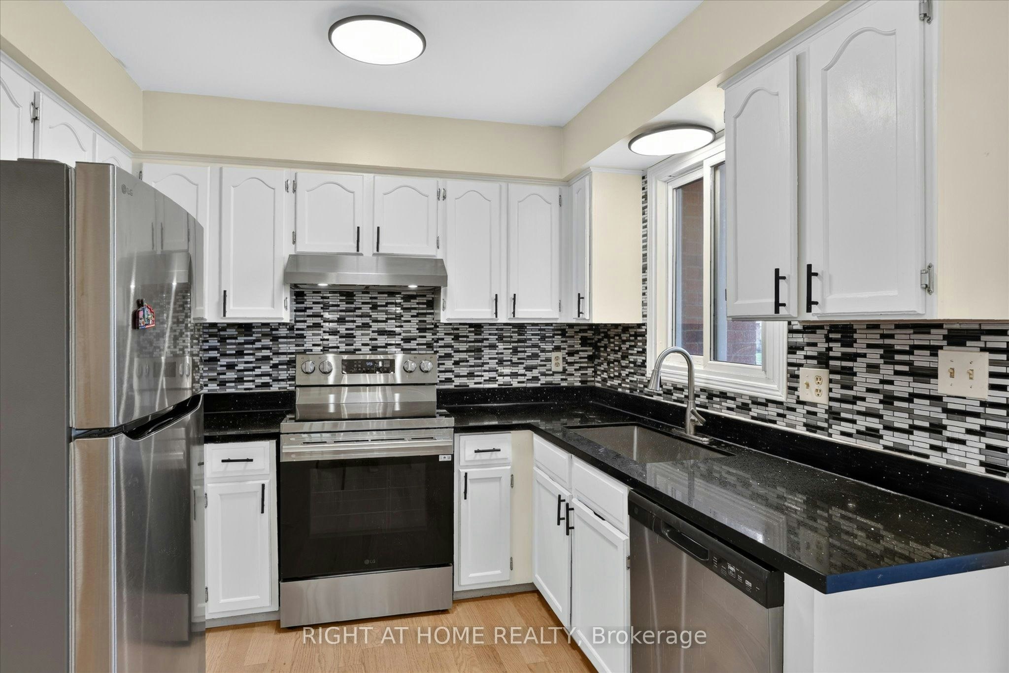 1533 Wildlark Drive, Peterborough, ON, K9K 1X1 - 20