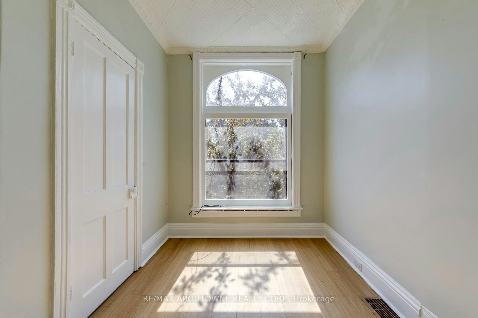 #2-100 Grant Avenue, Hamilton, ON, L8N 2X7 - 10