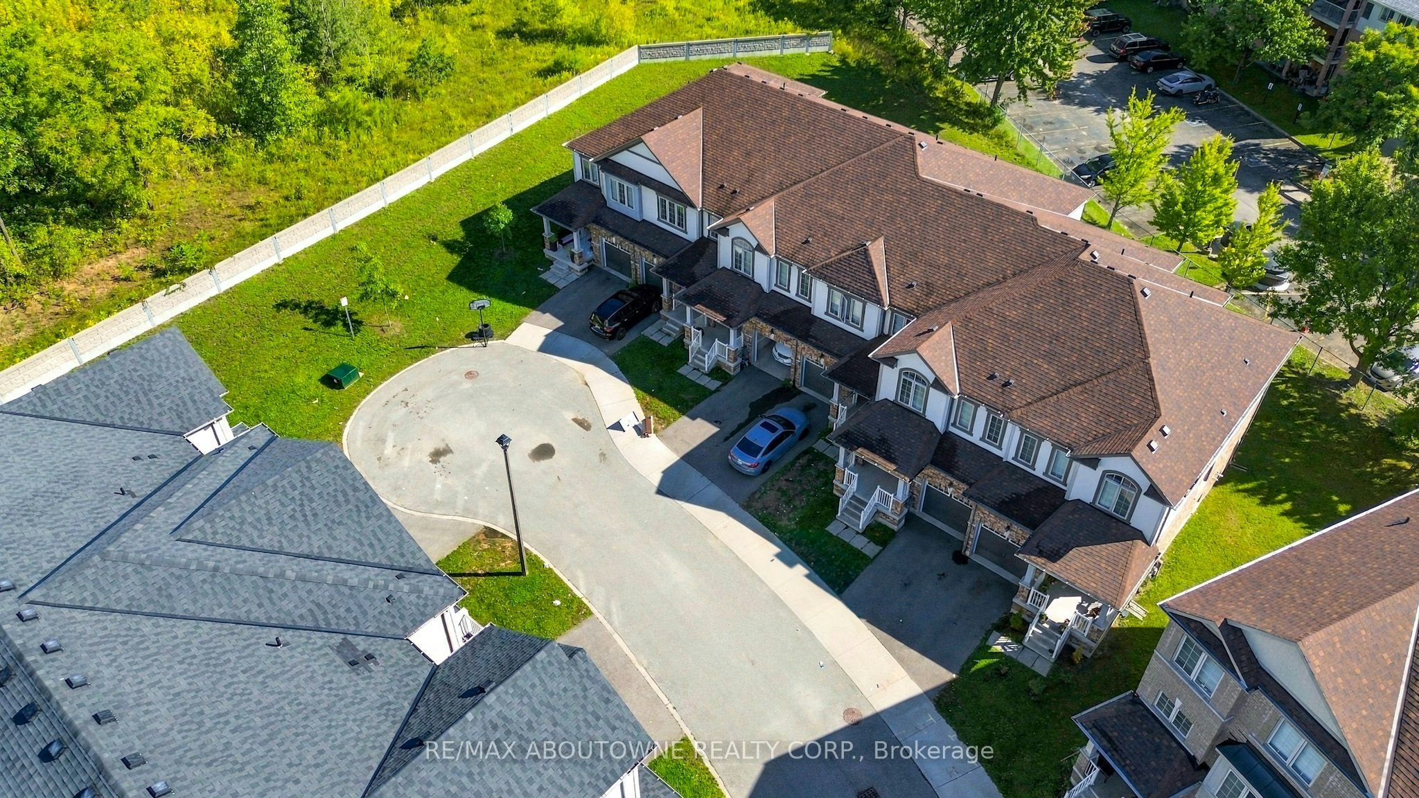 10-420 Linden Drive, Cambridge, ON, N3H 0C2 - 2