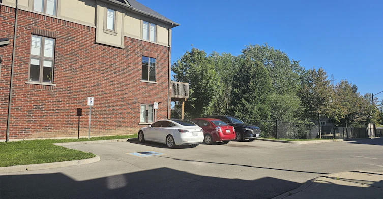 17-1169 Garner Road E, Hamilton, ON, L9G 0G8 - 4