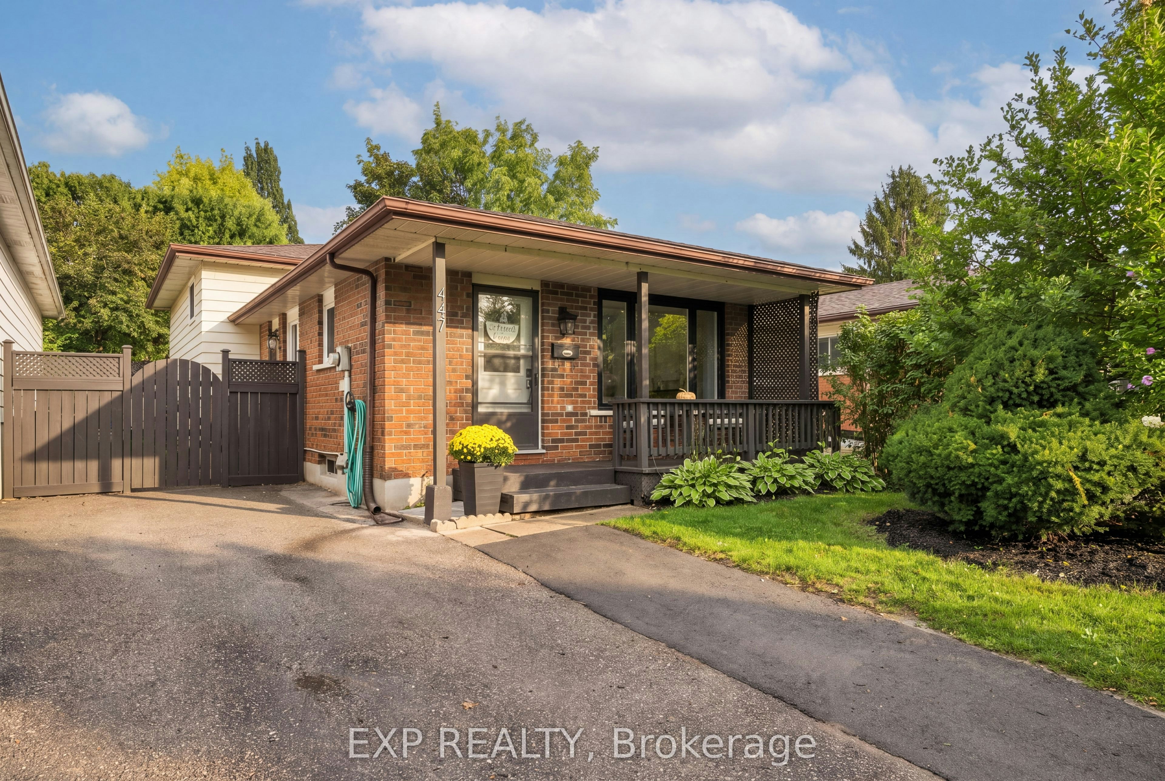447 Drummerhill Crescent, Waterloo, ON, N2T 1G3