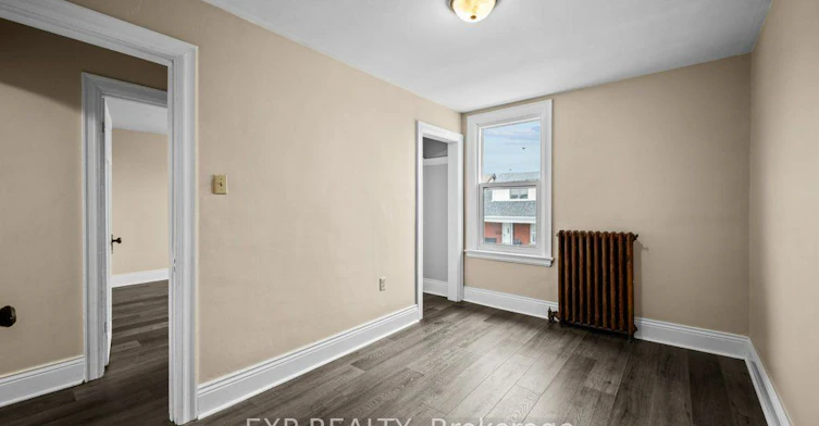 54 Frederick Avenue, Hamilton, ON, L8H 4K4 - 10
