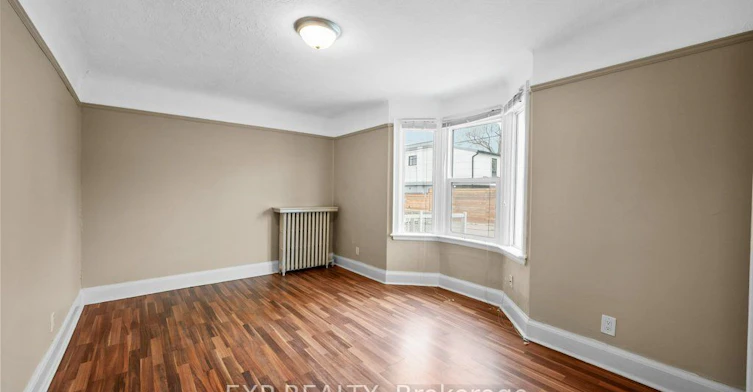 1-128 Britannia Avenue, Hamilton, ON, L8H 4K4 - 7