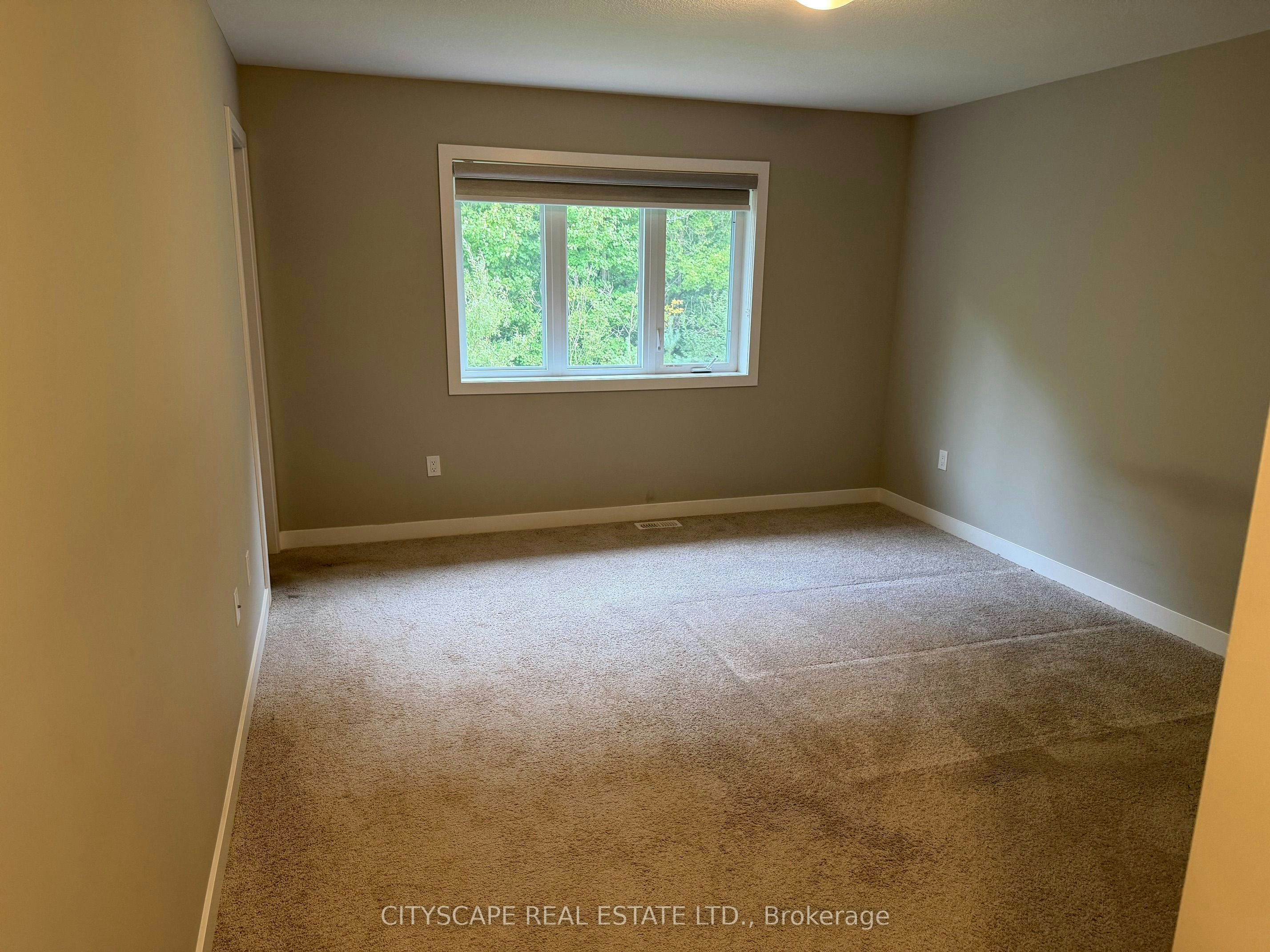 908 Robert Ferrie Drive, Kitchener, ON, N2R 0P2 - 9