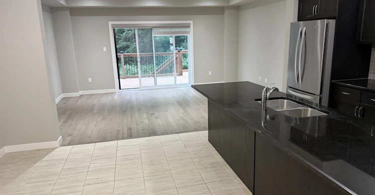 908 Robert Ferrie Drive, Kitchener, ON, N2R 0P2 - 5
