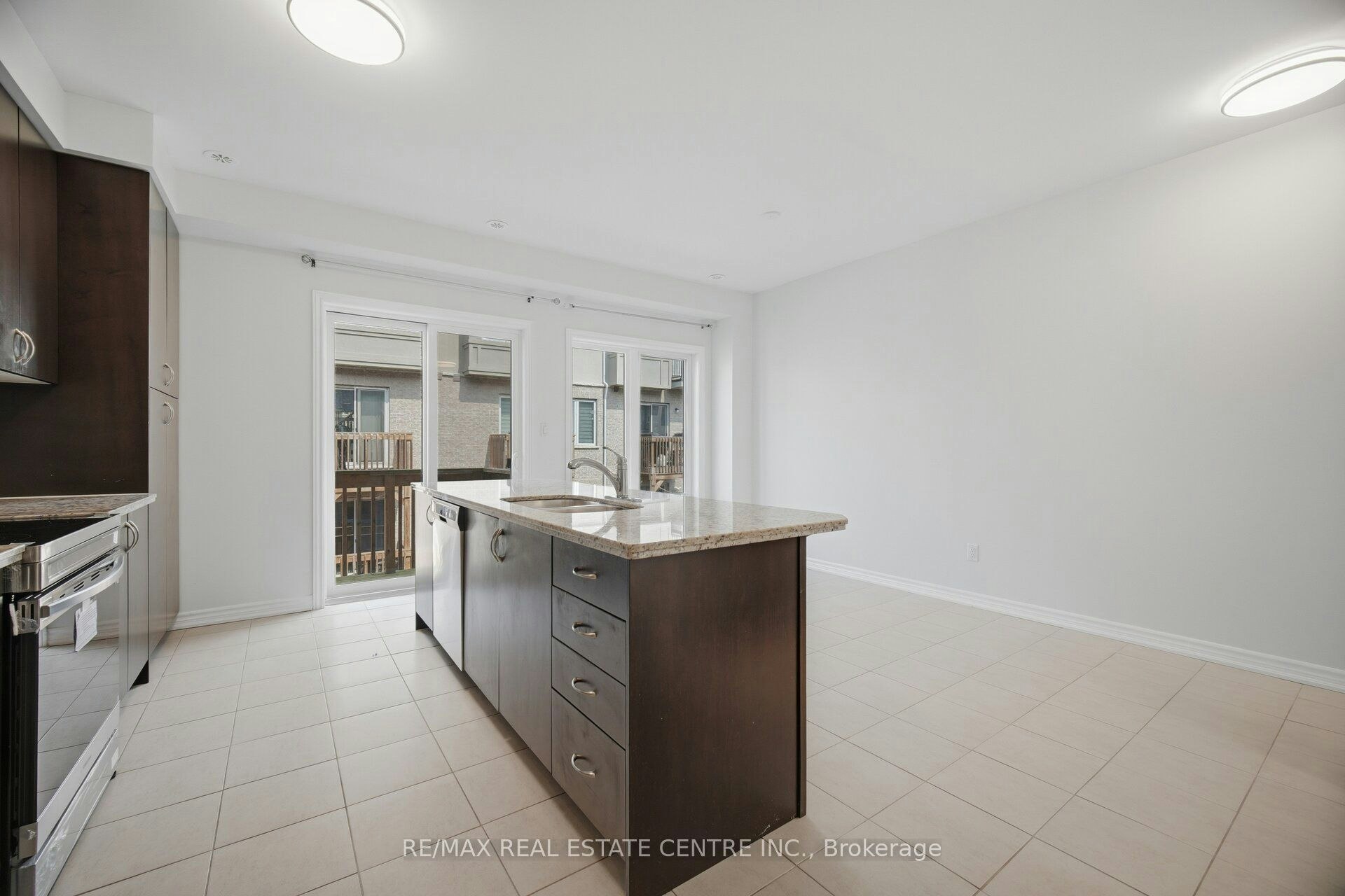 137 Borers Creek Circle, Hamilton, ON, L8B 1W3 - 12