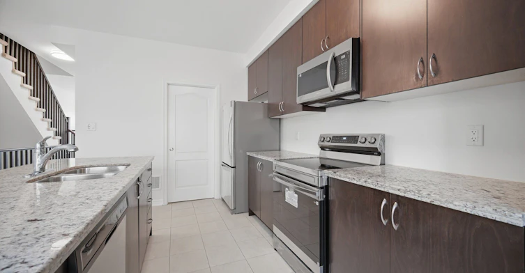 137 Borers Creek Circle, Hamilton, ON, L8B 1W3 - 16