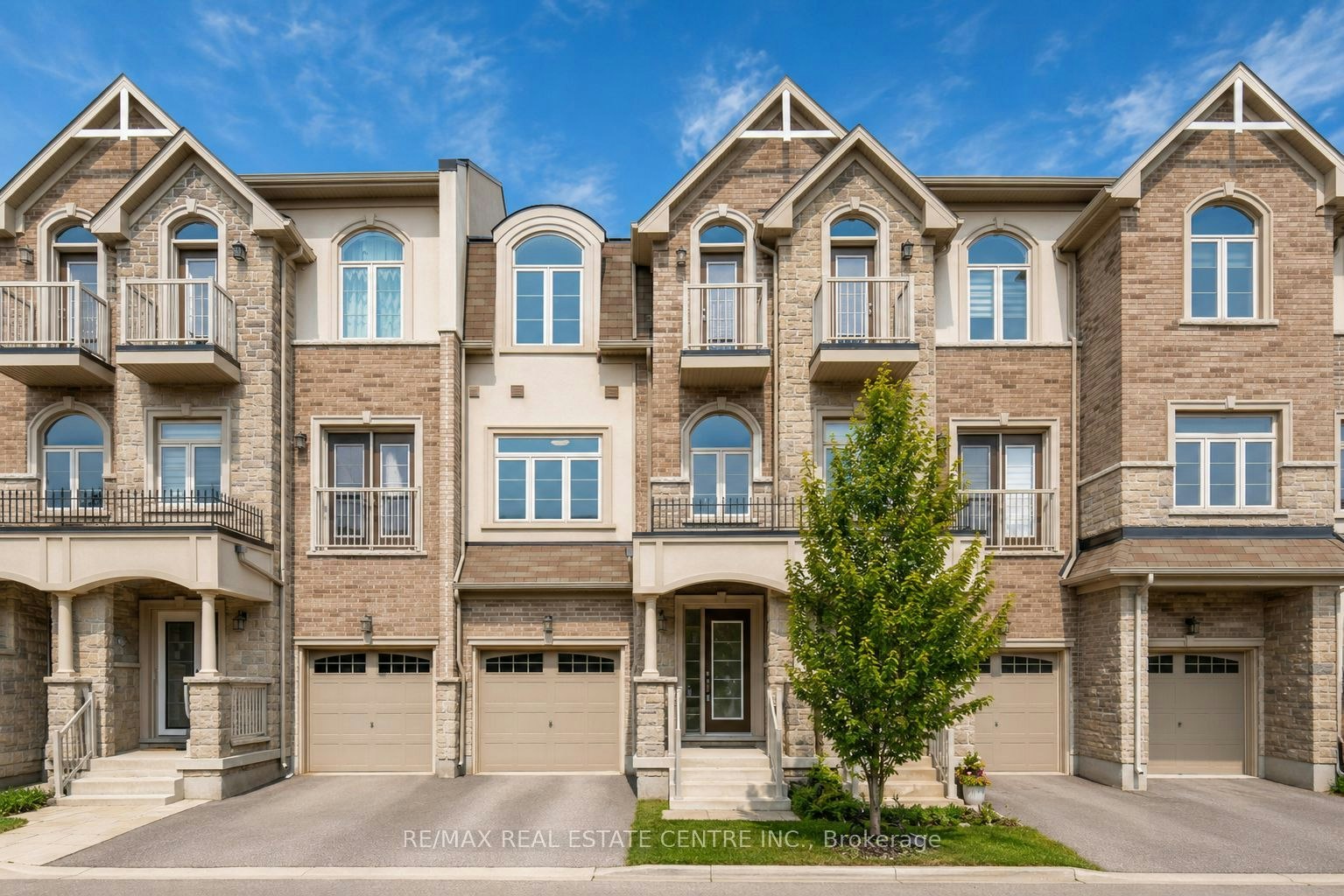 137 Borers Creek Circle, Hamilton, ON, L8B 1W3