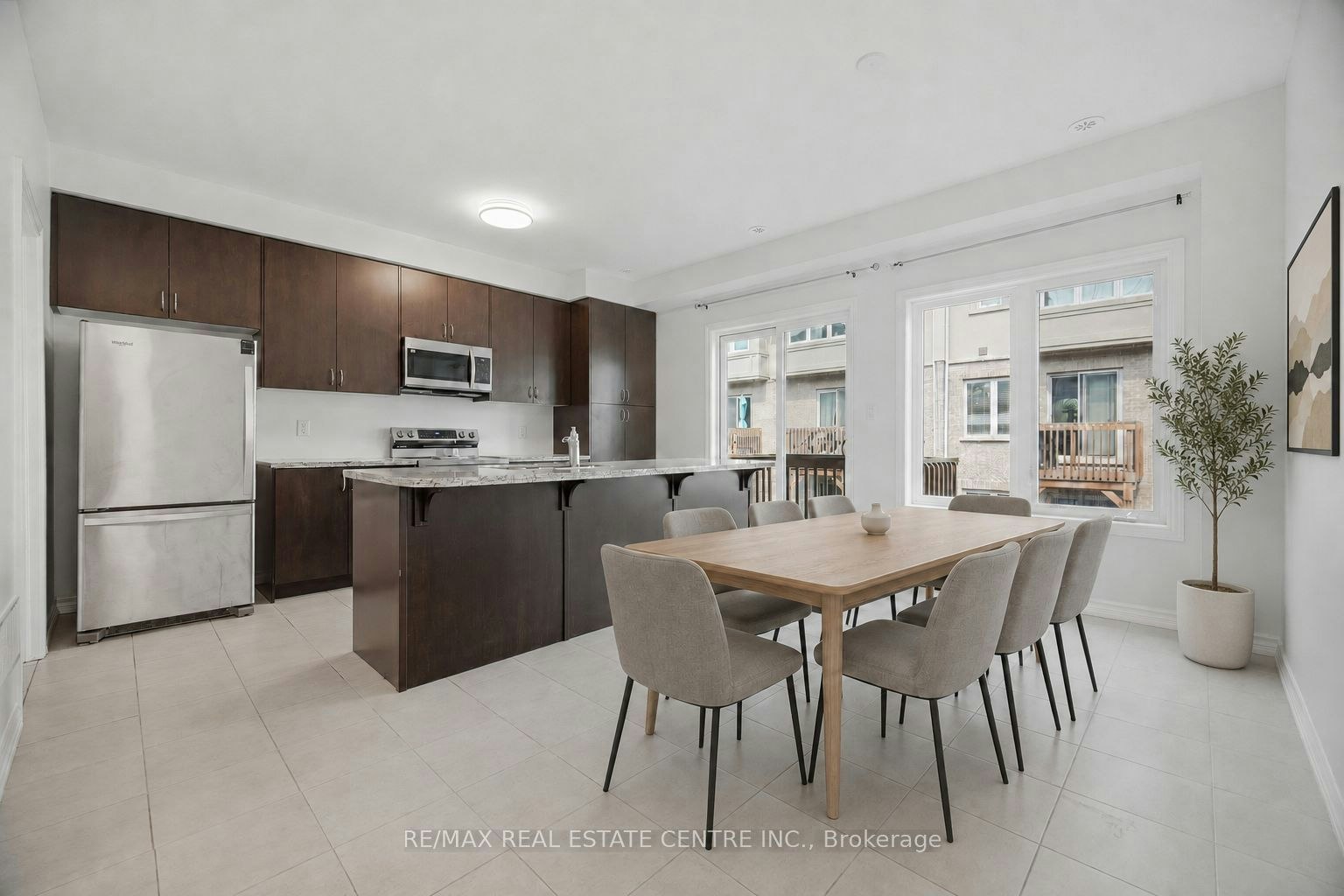 137 Borers Creek Circle, Hamilton, ON, L8B 1W3 - 7