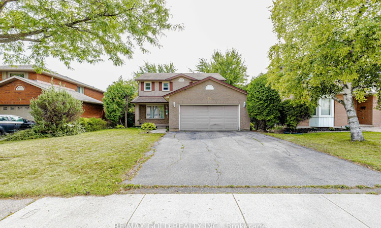 74 Parkplaza Drive S