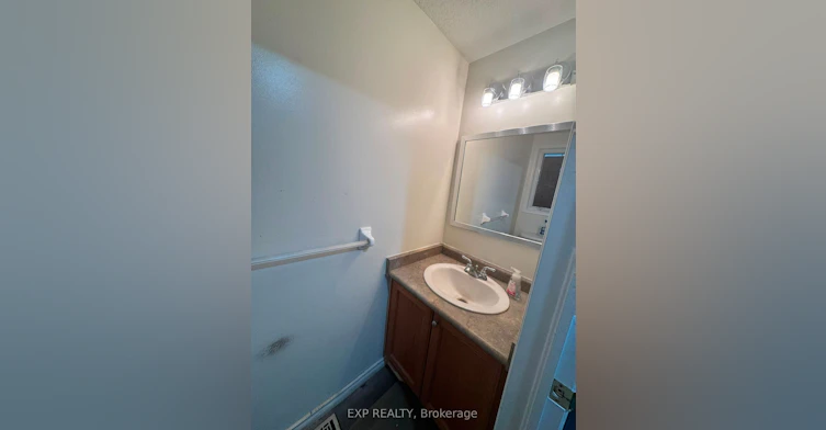 717 Activa Avenue, Kitchener, ON, N2E 4E1 - 11