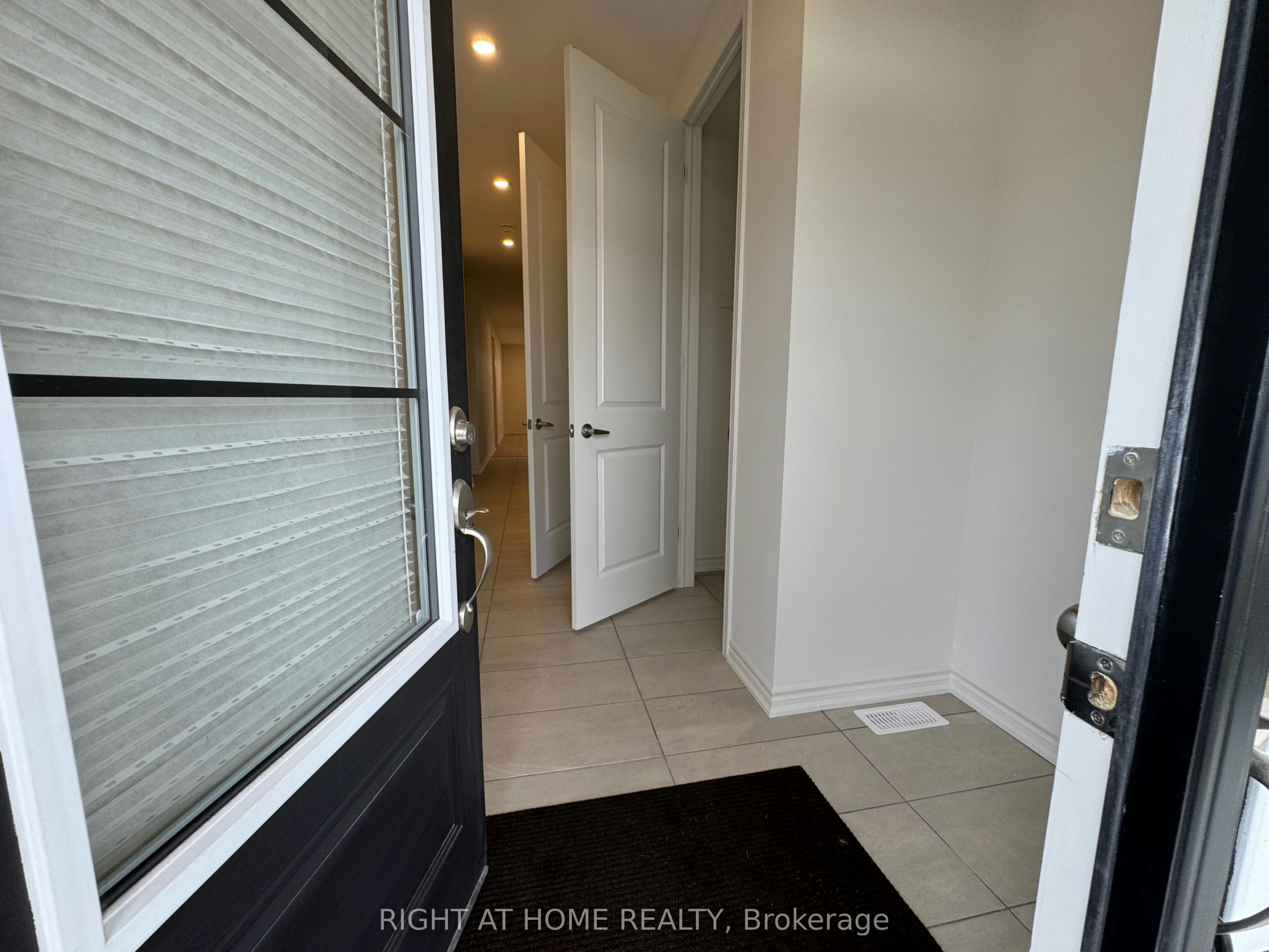 Main-60 Debois Street, Kawartha Lakes, ON, K9V 6A9 - 8