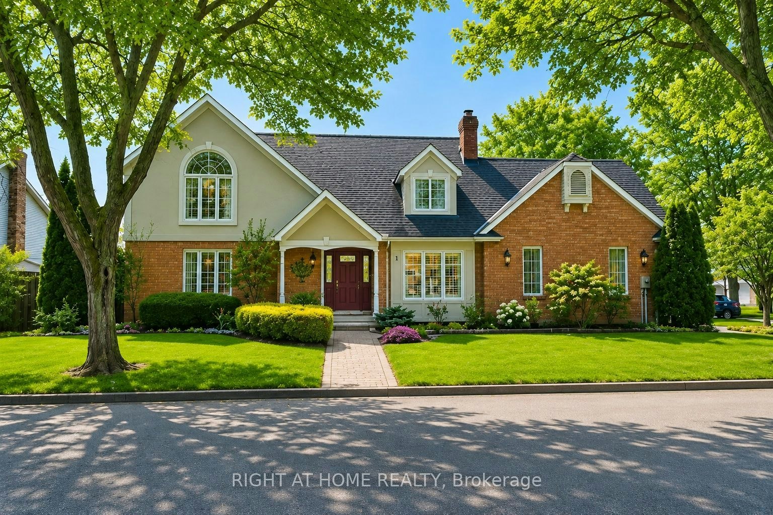 1 Captain Tenbrock Terrace, St. Catharines, ON, L2W 1B2