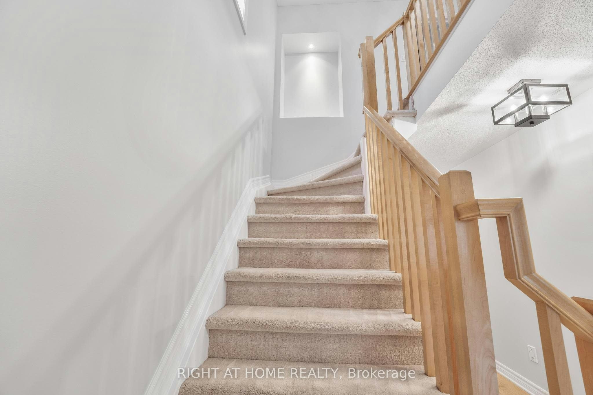 514 Cherokee Way, Ottawa, ON, K2S 0H5 - 9